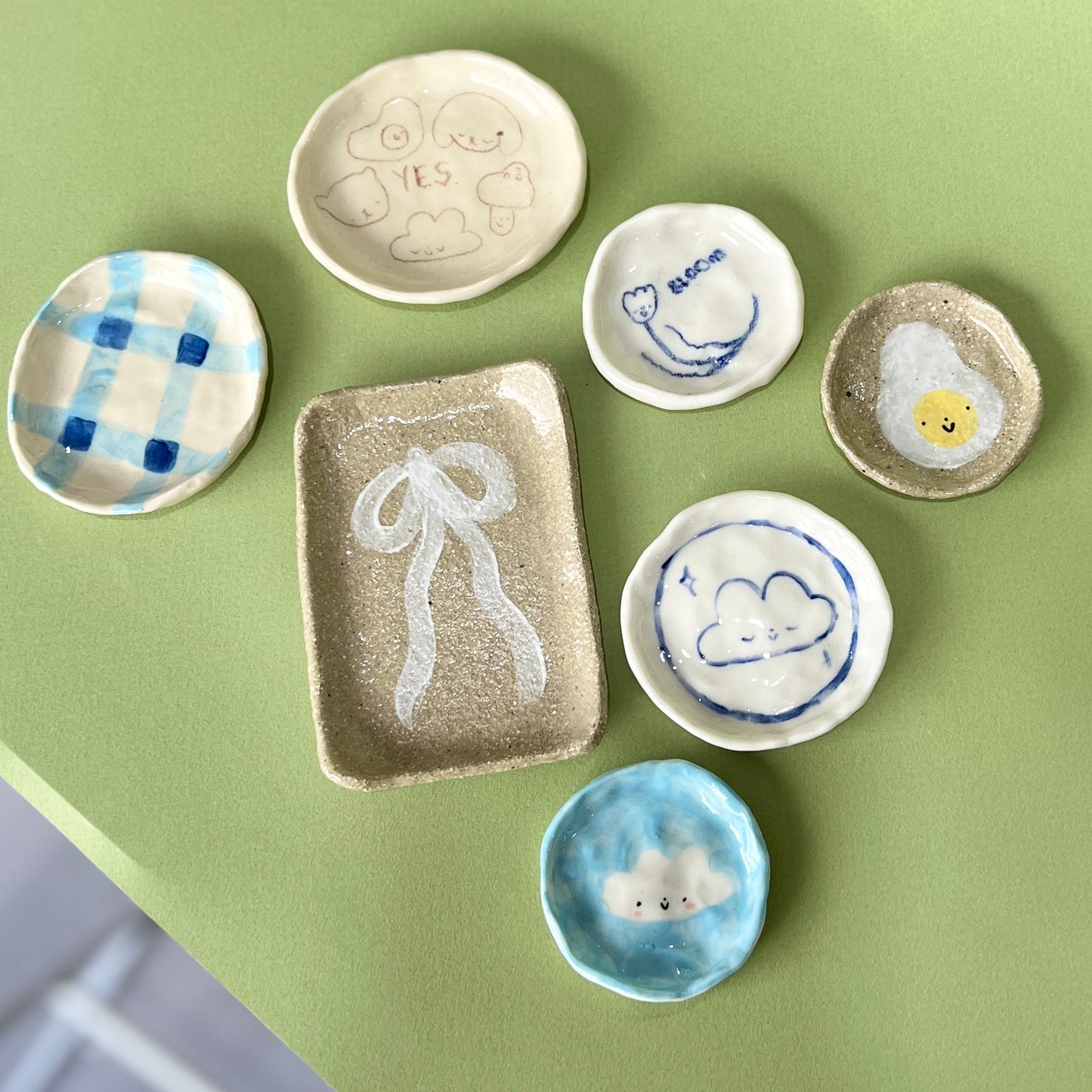 Lots of Trinket Dishes!