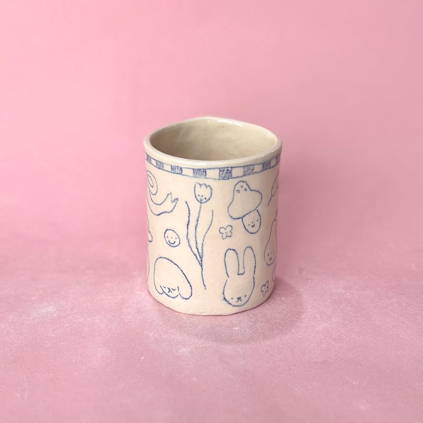 Checkerboard Scribble Medium Mug