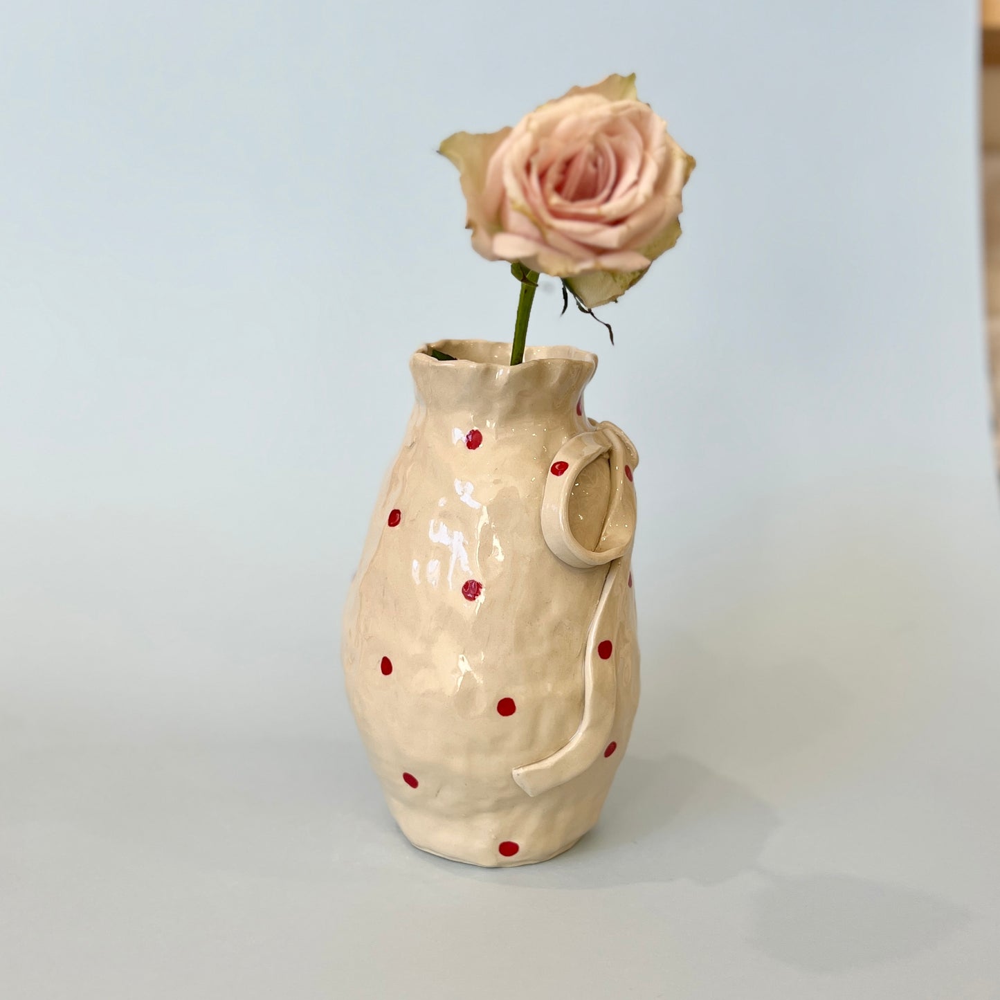 Romantic Bow Spotty Vase