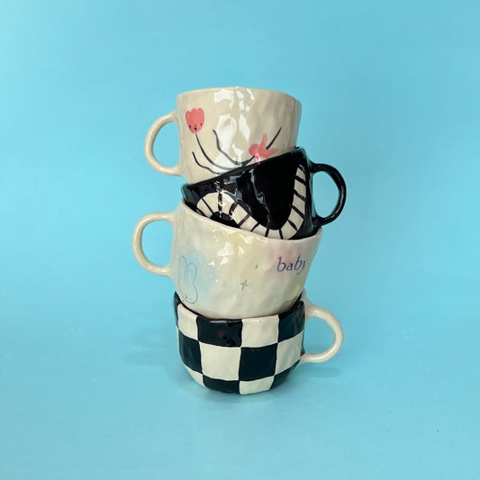 Paint a Pinchy Mug Workshop - December 11th, 6-8pm (BRISBANE)