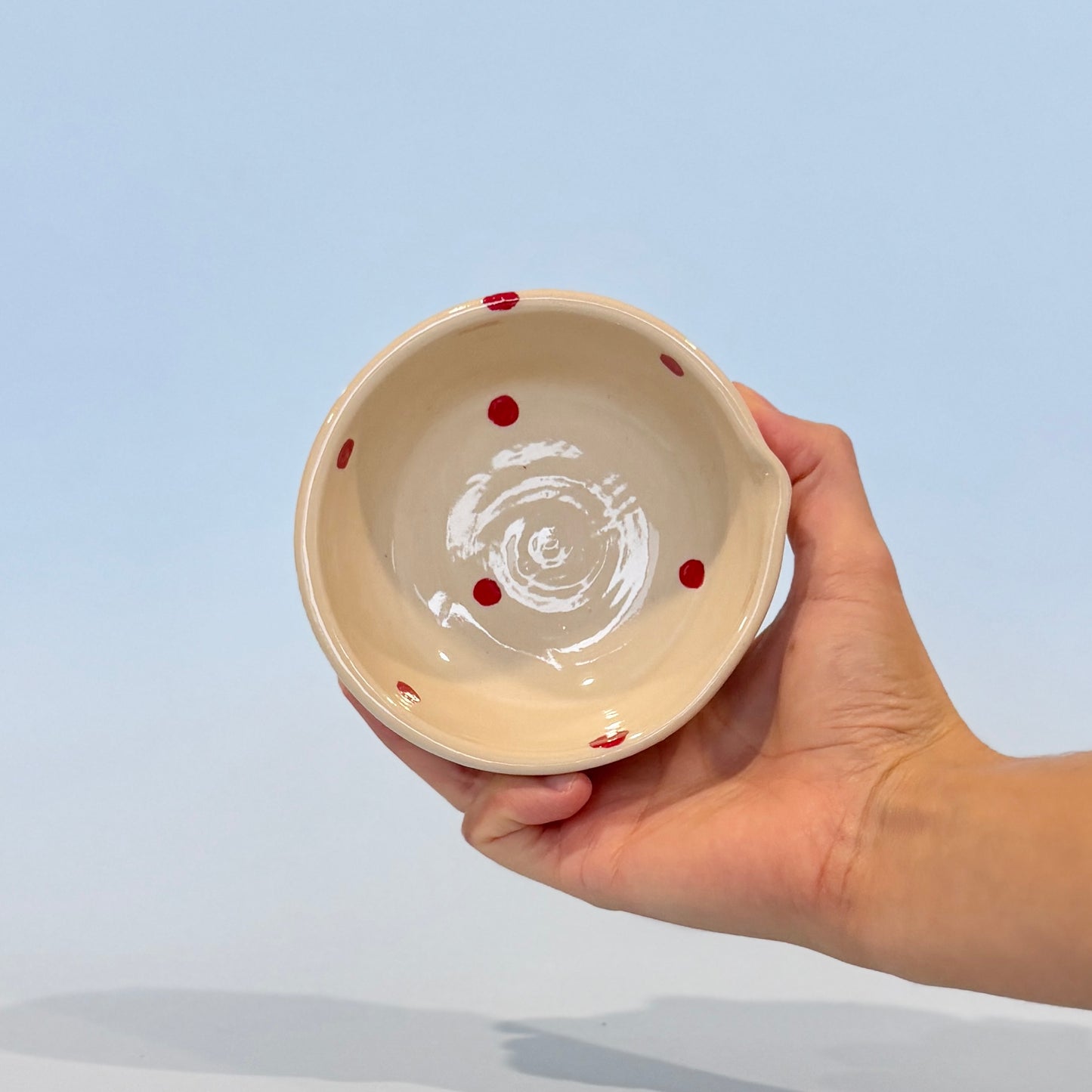 Red Spotty Matcha Bowl