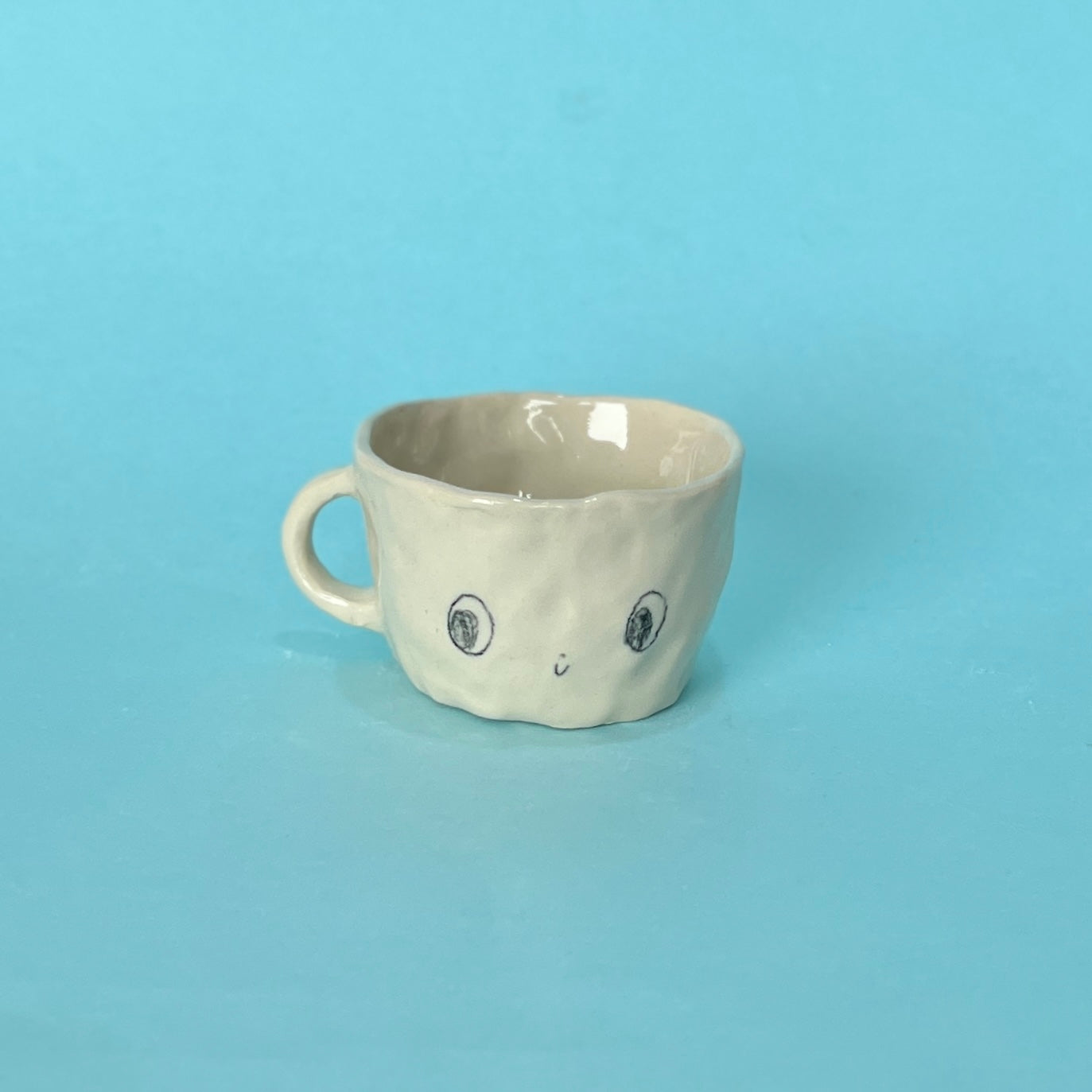 Scribble Eyes Small Mug