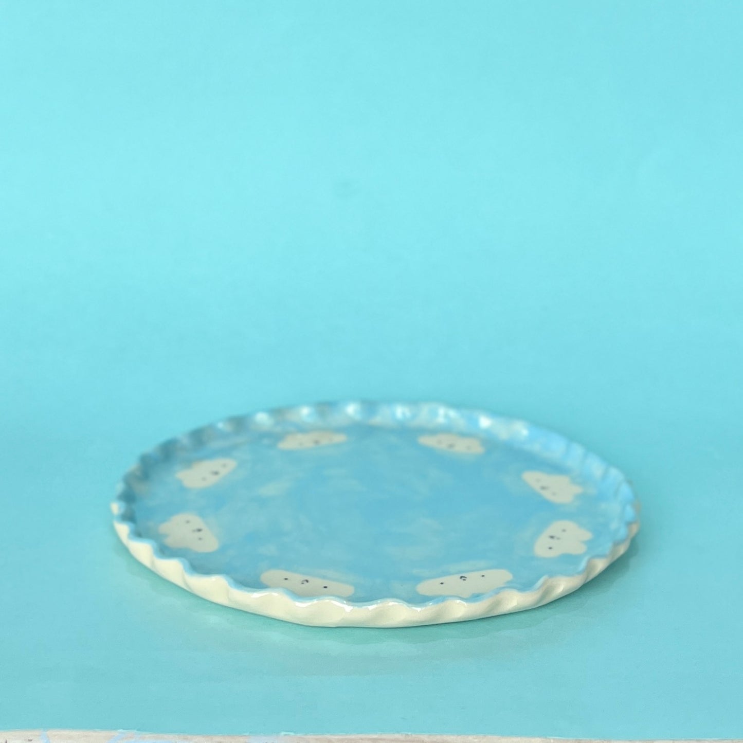 Frilly Cloud Plate Small