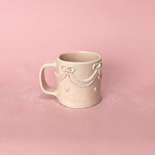 Ribbons Short Pink Icing Mug