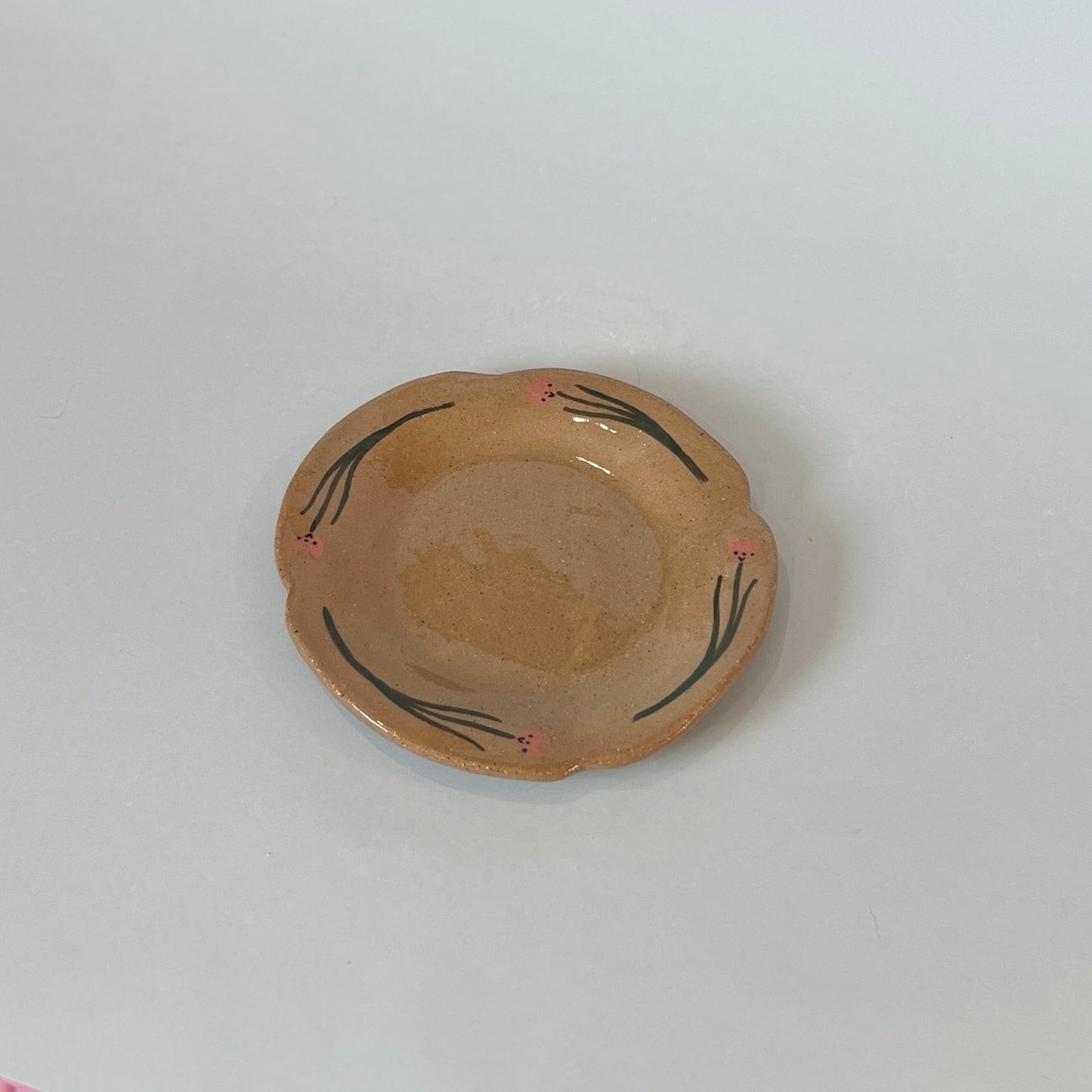 Brown Speckle Tulip Saucer