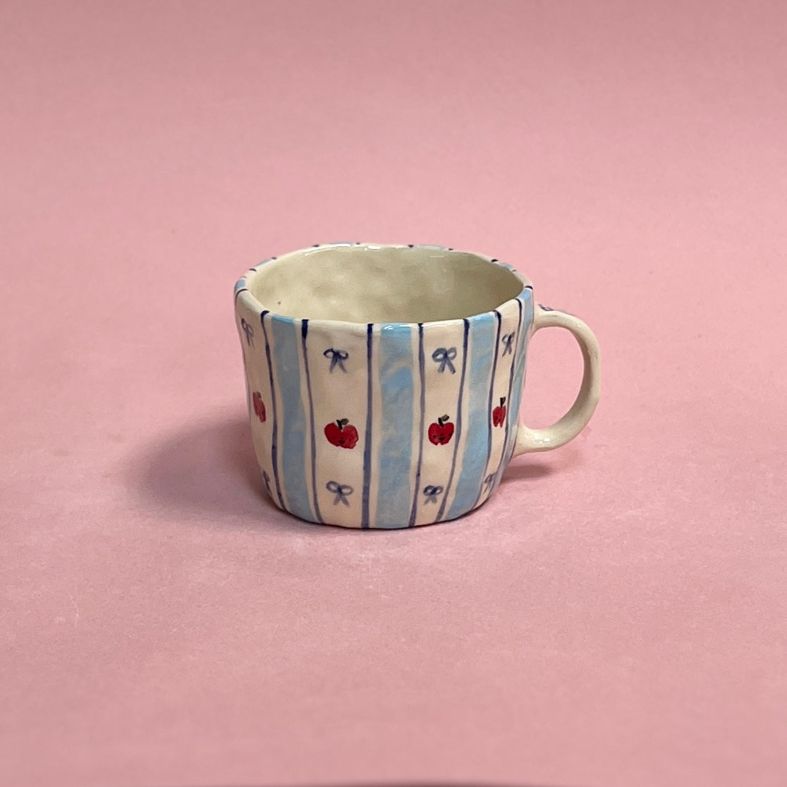 Apple Wallpaper Pinch Mug