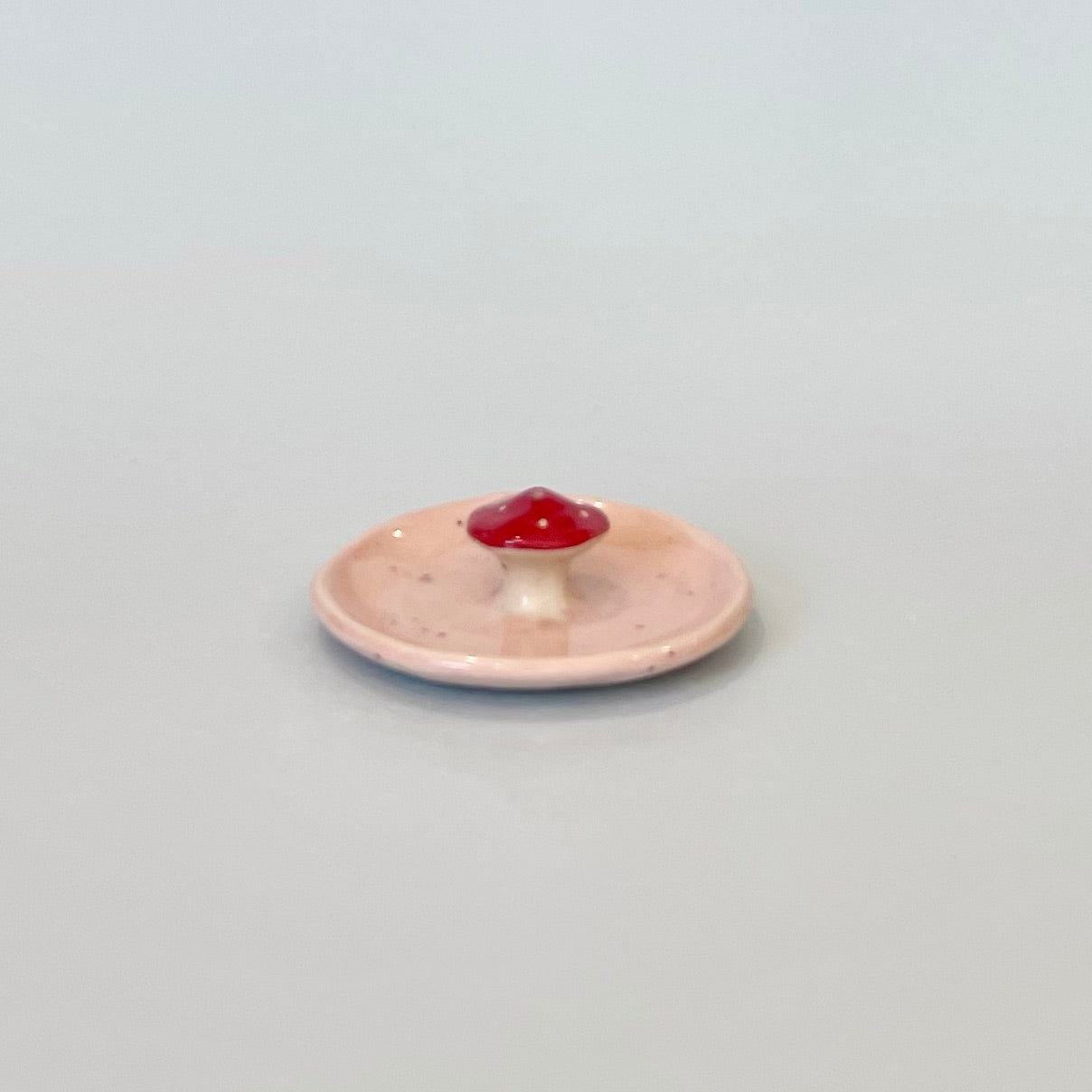 Mushroom Round Incense Holder Pink Speckle