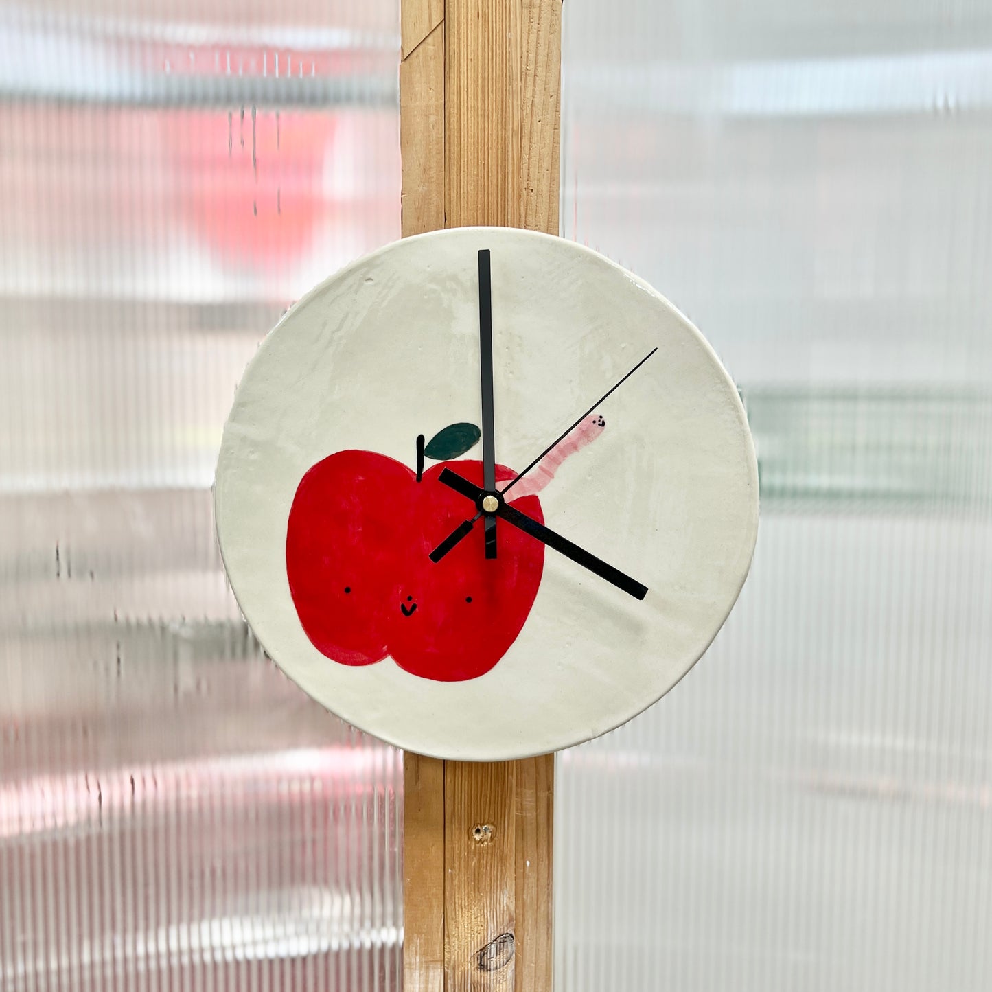 'Neighbours' Clock