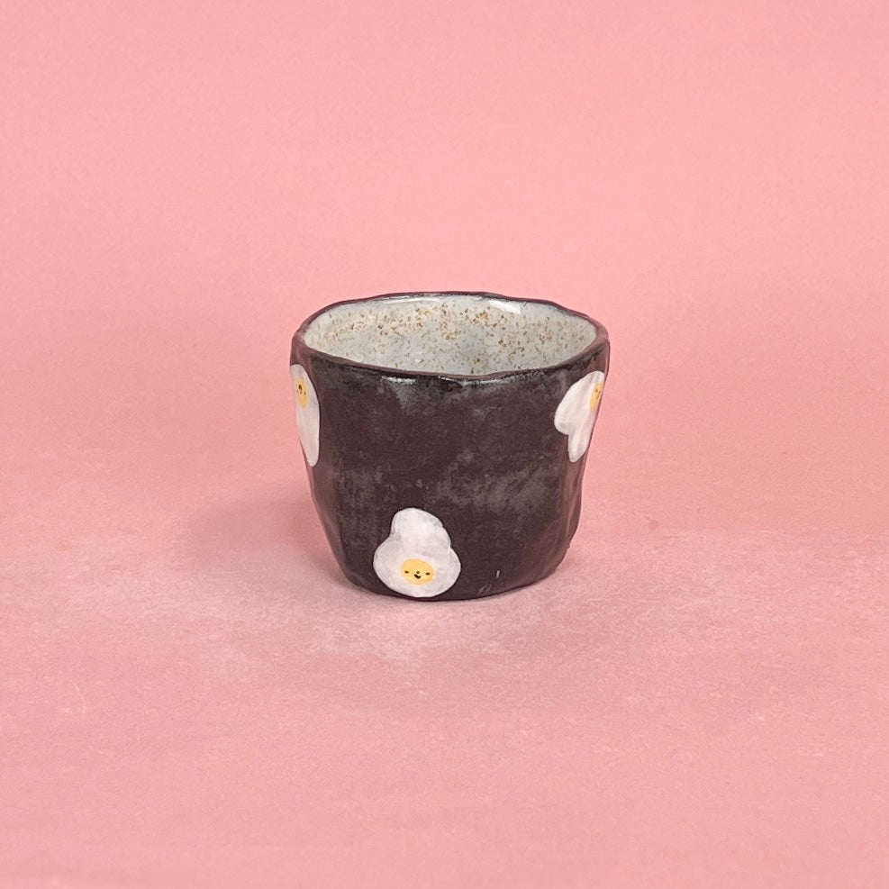 Black Egg Mug