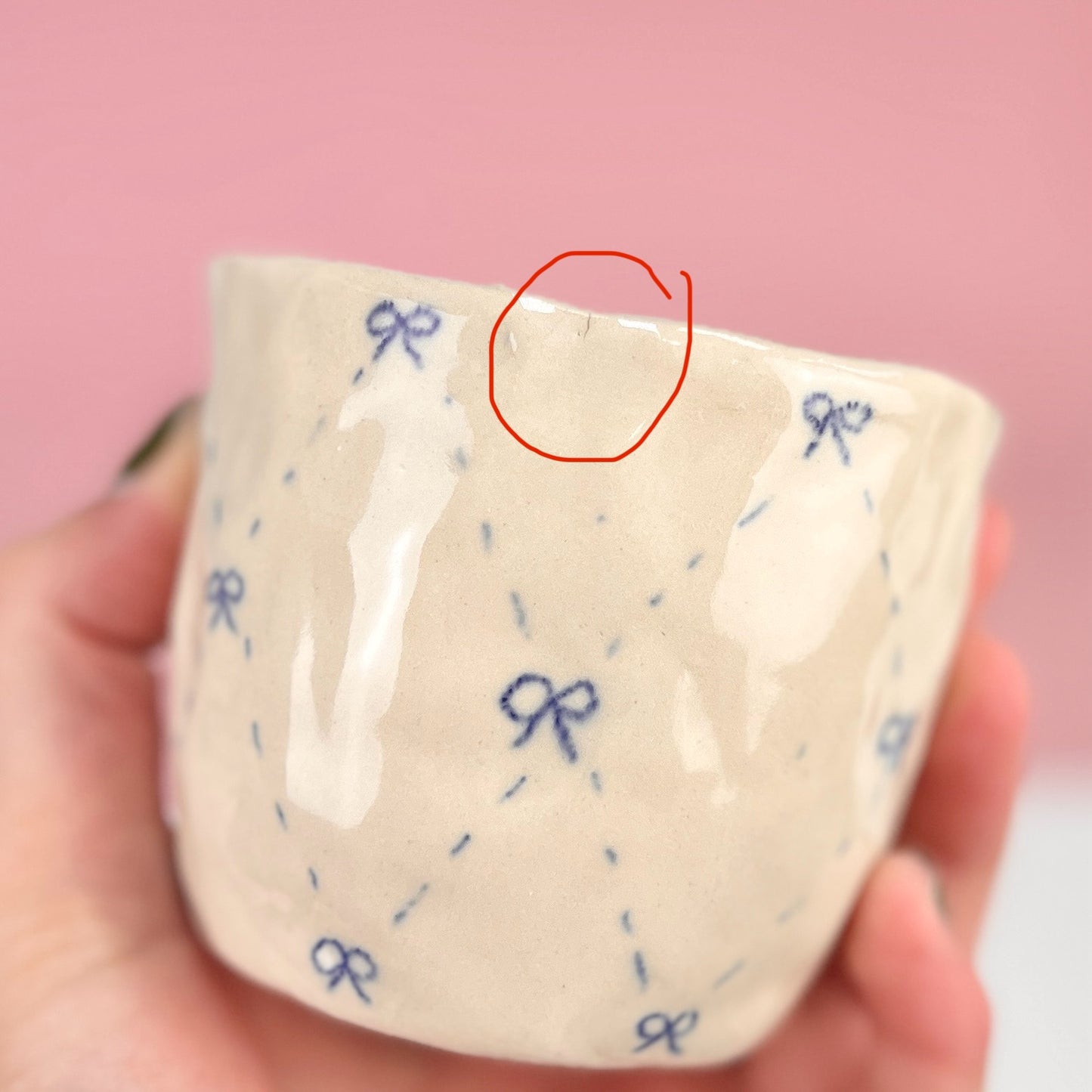 Bows on Bows Pinch Mug