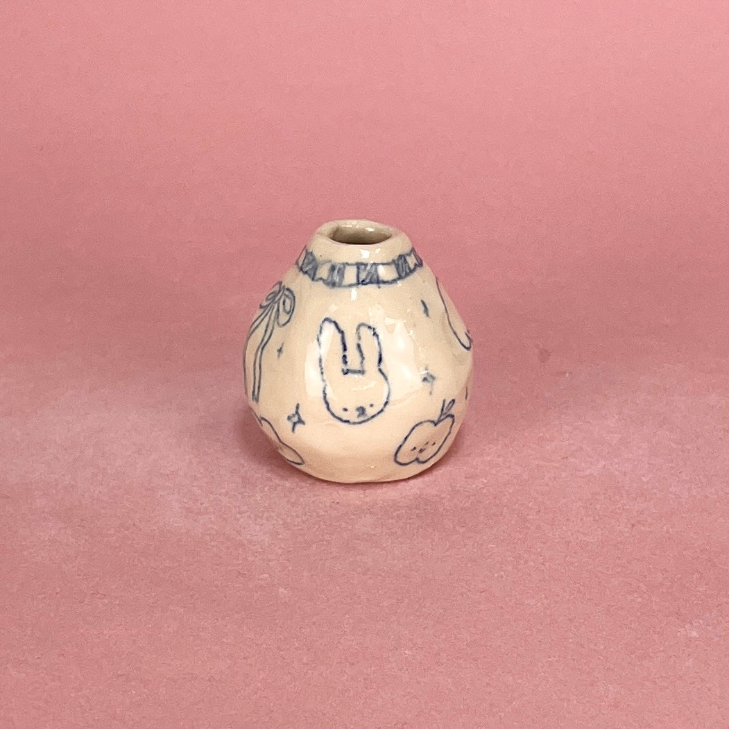Mini Scribble Vase