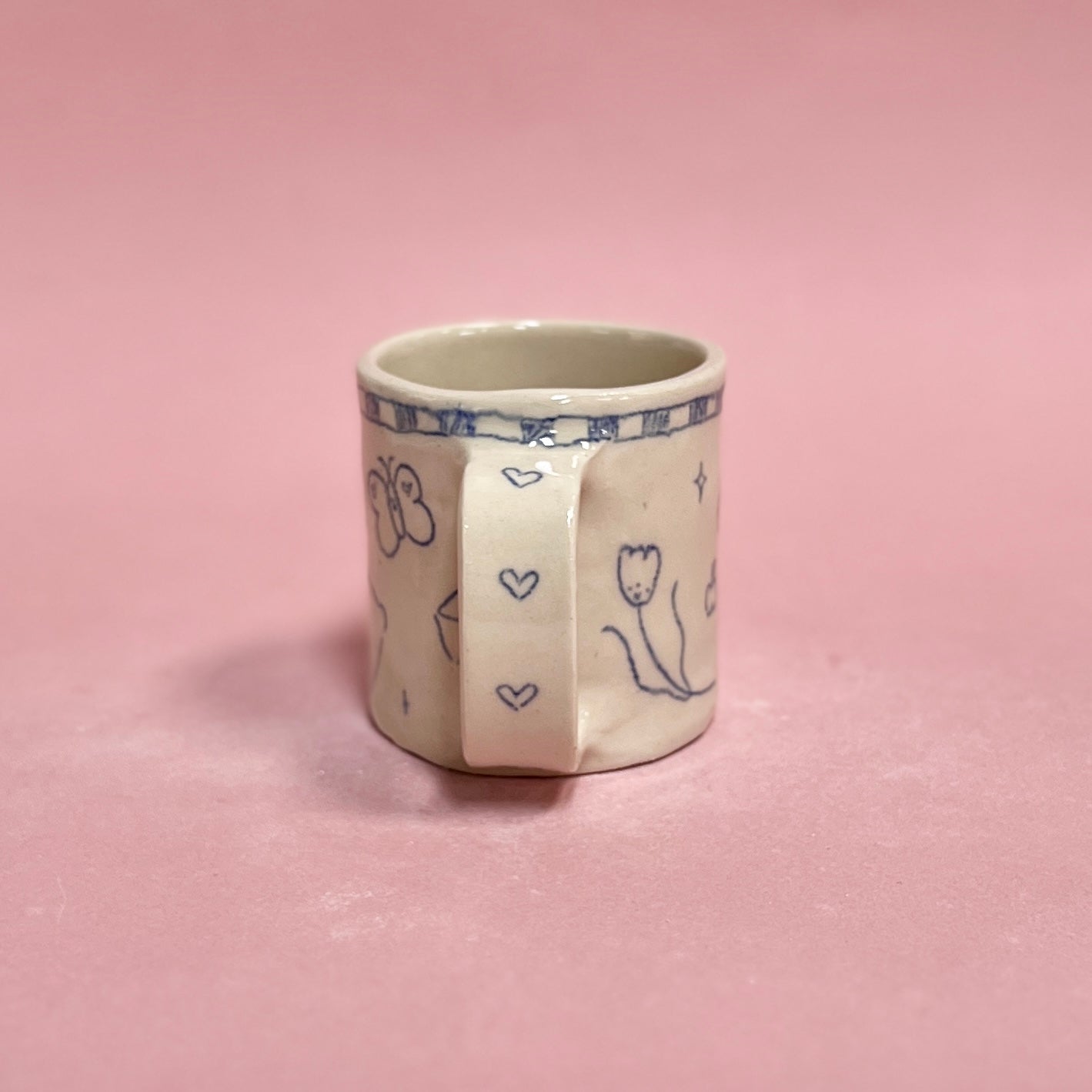 Checkerboard Scribble Short Mug