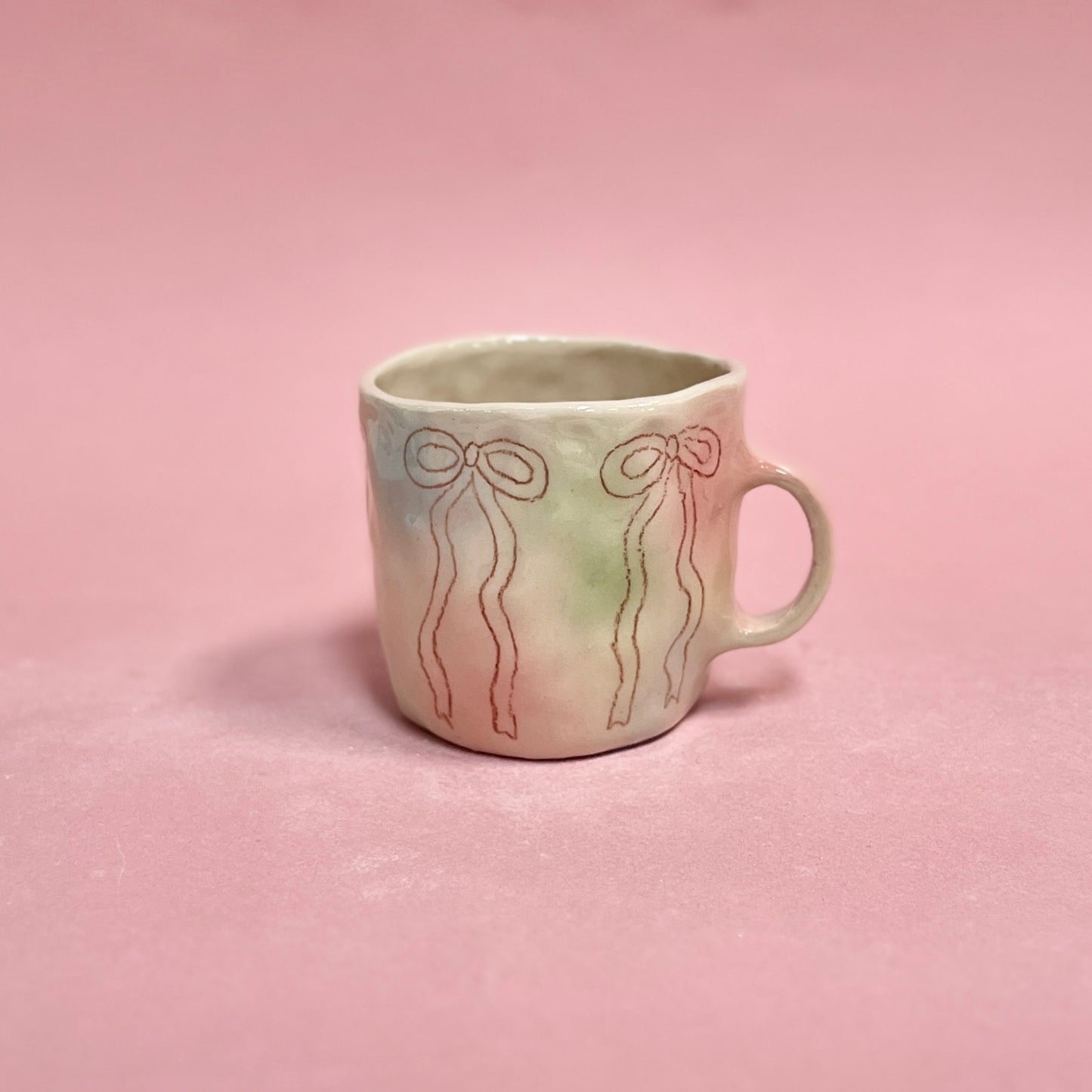 Bubblegum Bow Pinch Mug