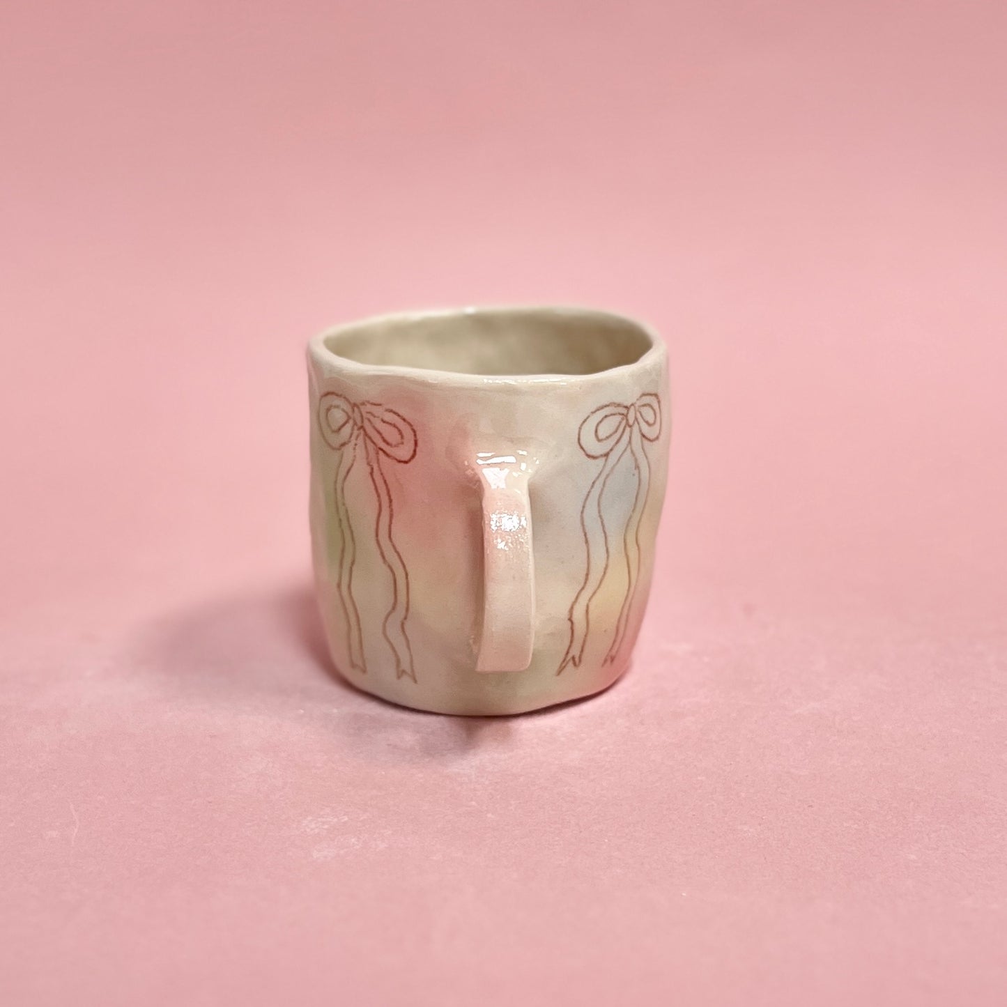 Bubblegum Bow Pinch Mug