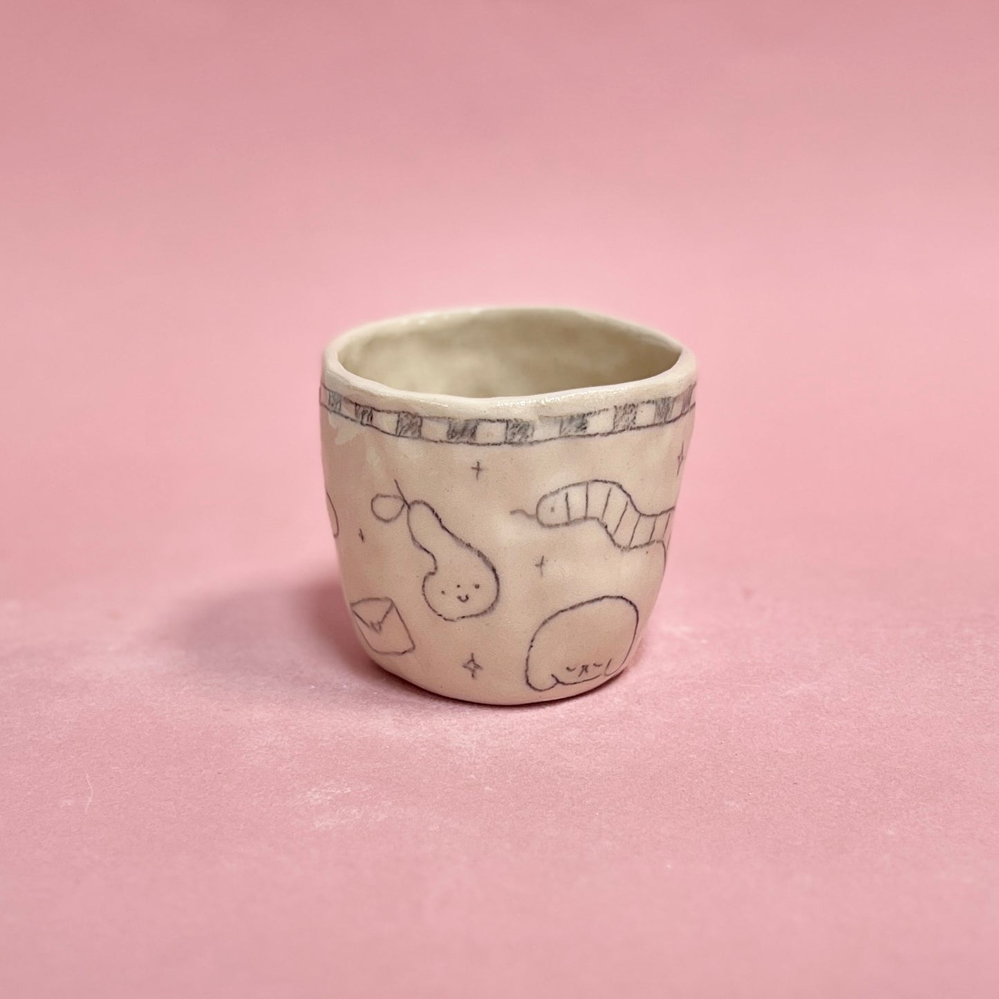 Black Scribble Checkerboard Pinch Mug