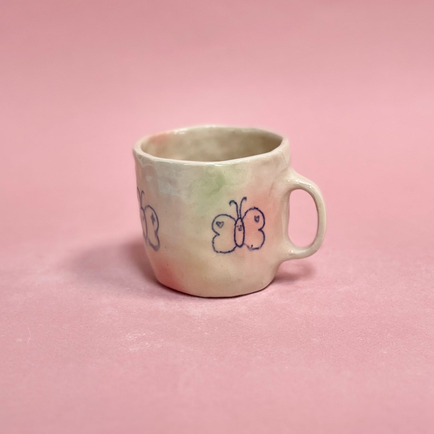 Bubblegum Butterfly Pinch Mug