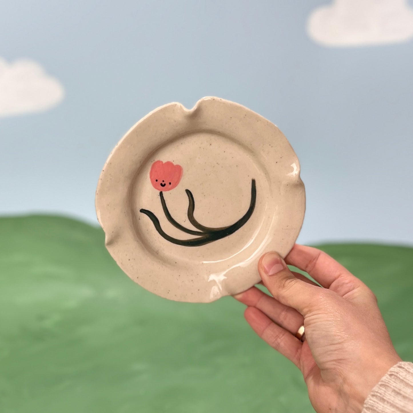 Tulip Frilly Saucer