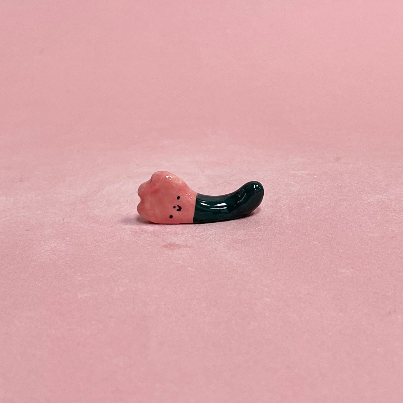 Tulip Chopstick Rest