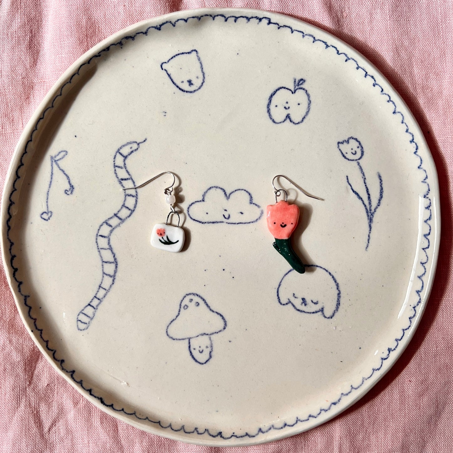 Sweet Tulip Mismatched Earrings