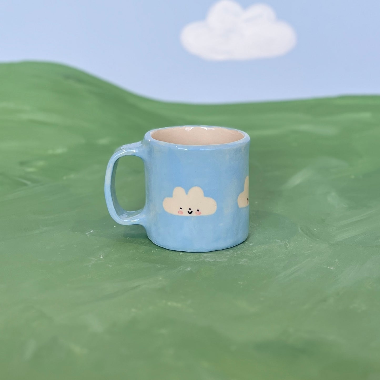 Baby Blue Cloud Short Mug