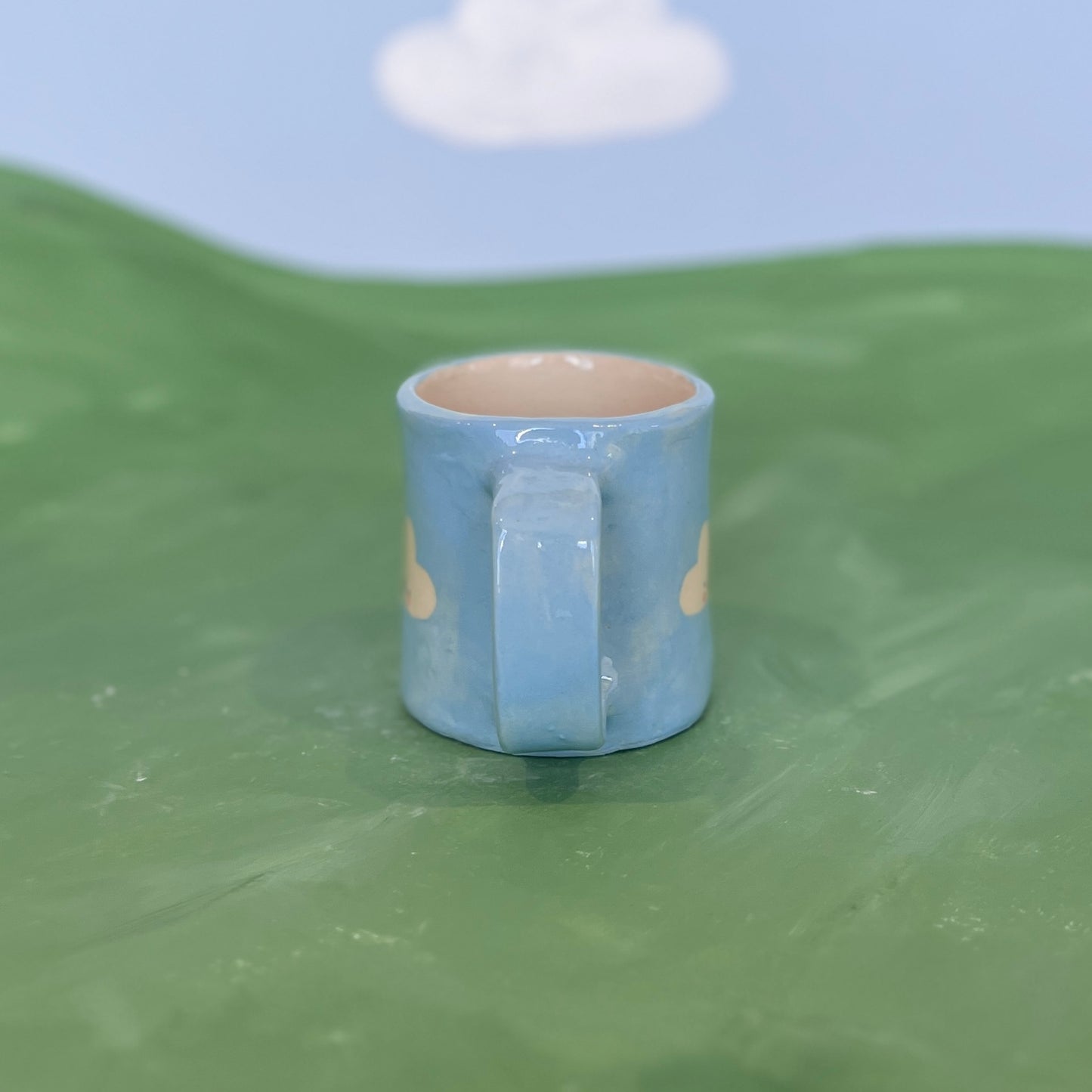 Baby Blue Cloud Short Mug
