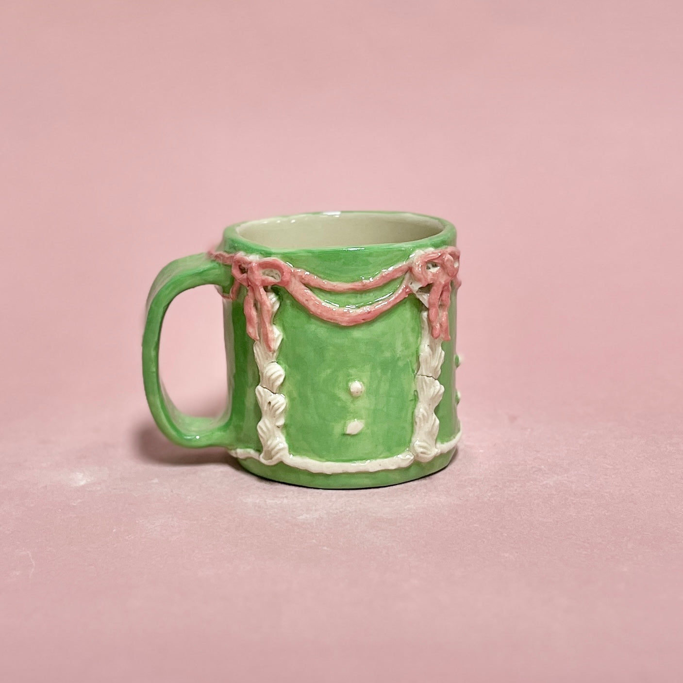 Green Ribbon Icing Mug