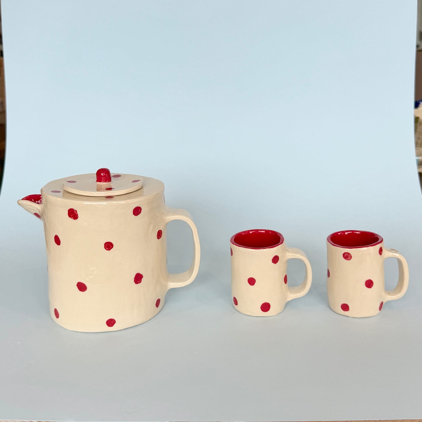 Spotty Tea Set - Teapot and Cups