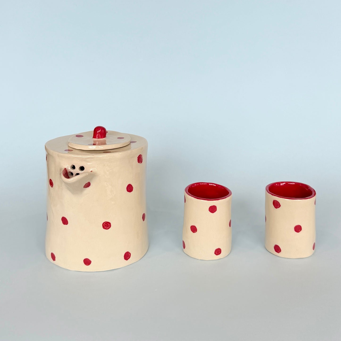 Spotty Tea Set - Teapot and Cups