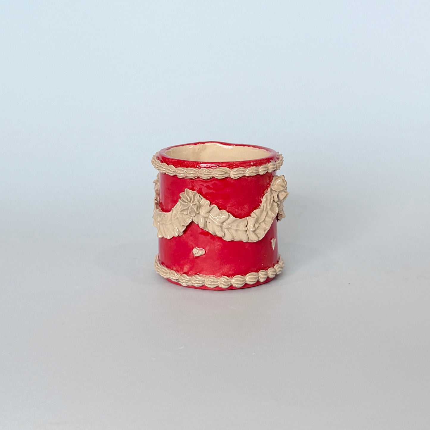 Red Frilly Icing Mug