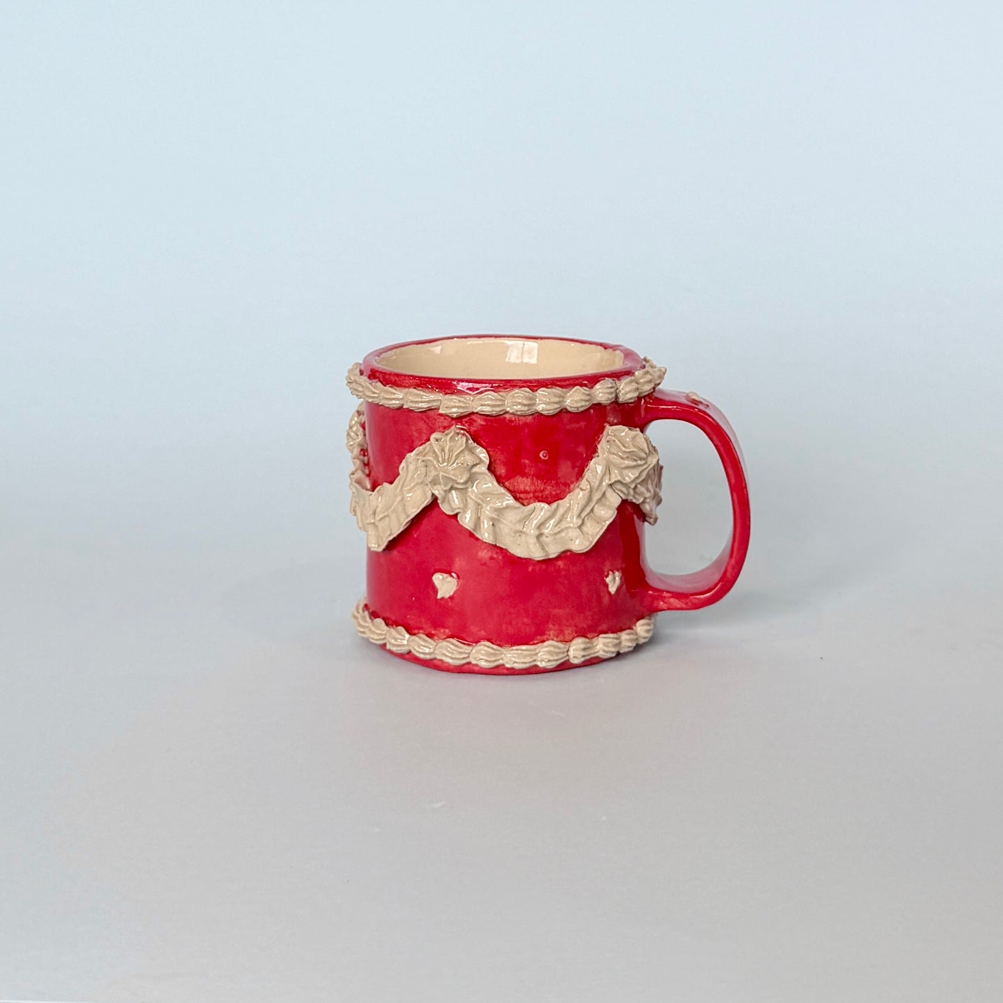 Red Frilly Icing Mug