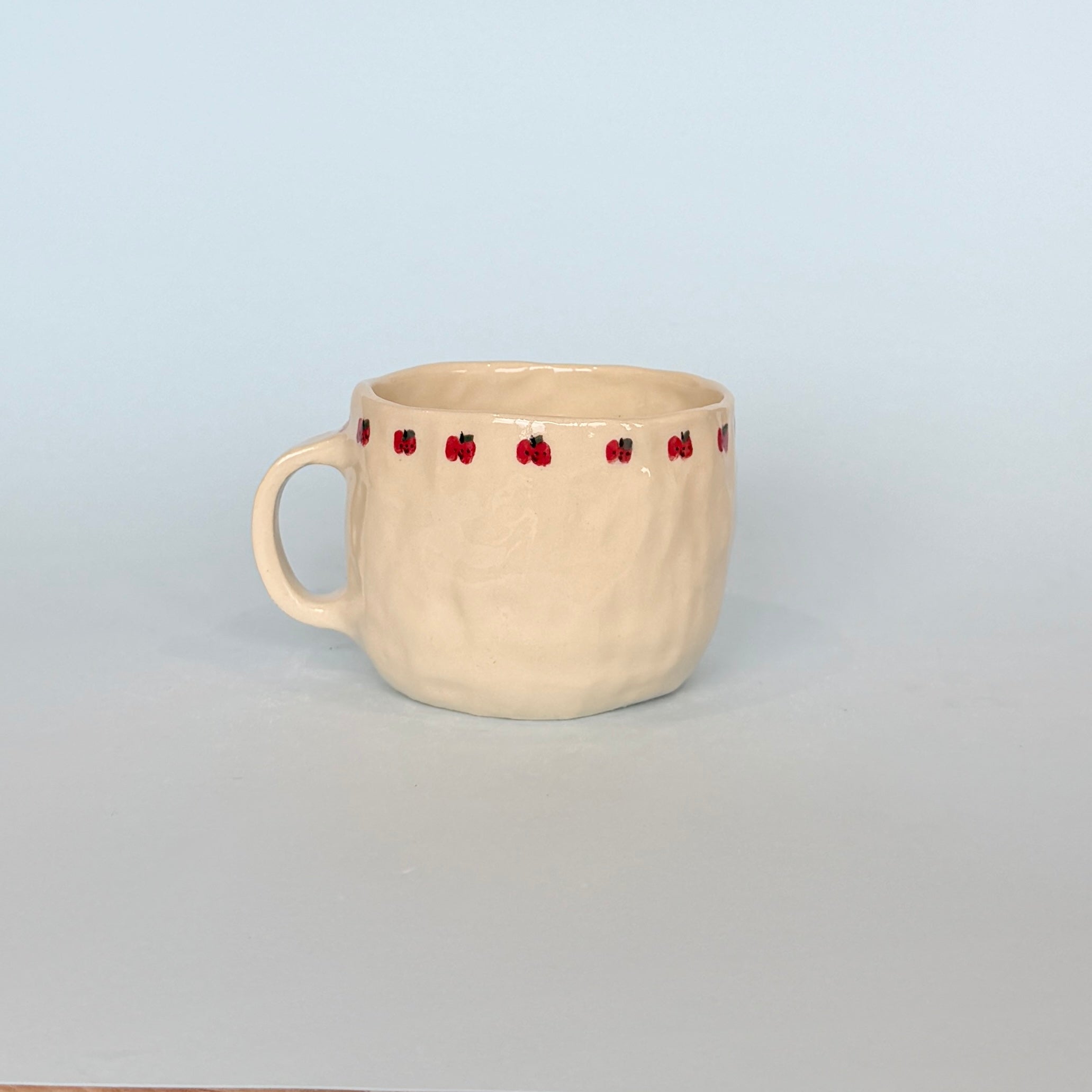 Tiny Apple Border Mug – Alessia E Art