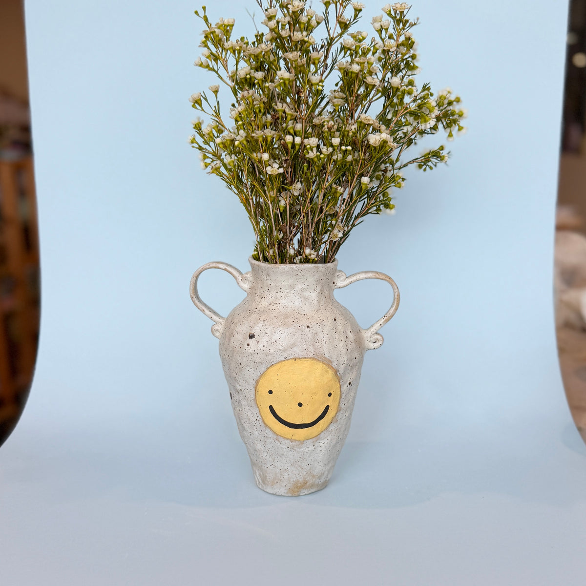 Smiley Romantic Vase