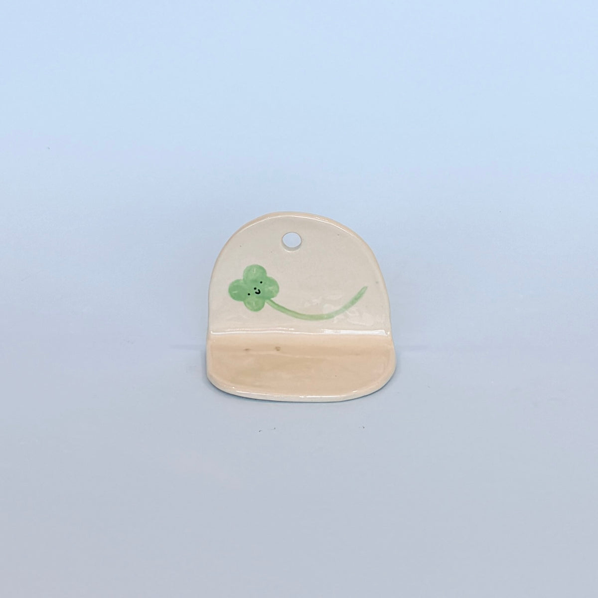 Tiny Clover Wall Shelf