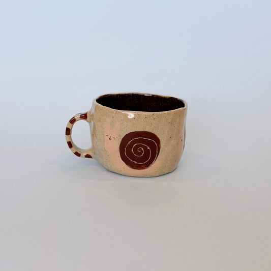 Check Handle Snail Mug