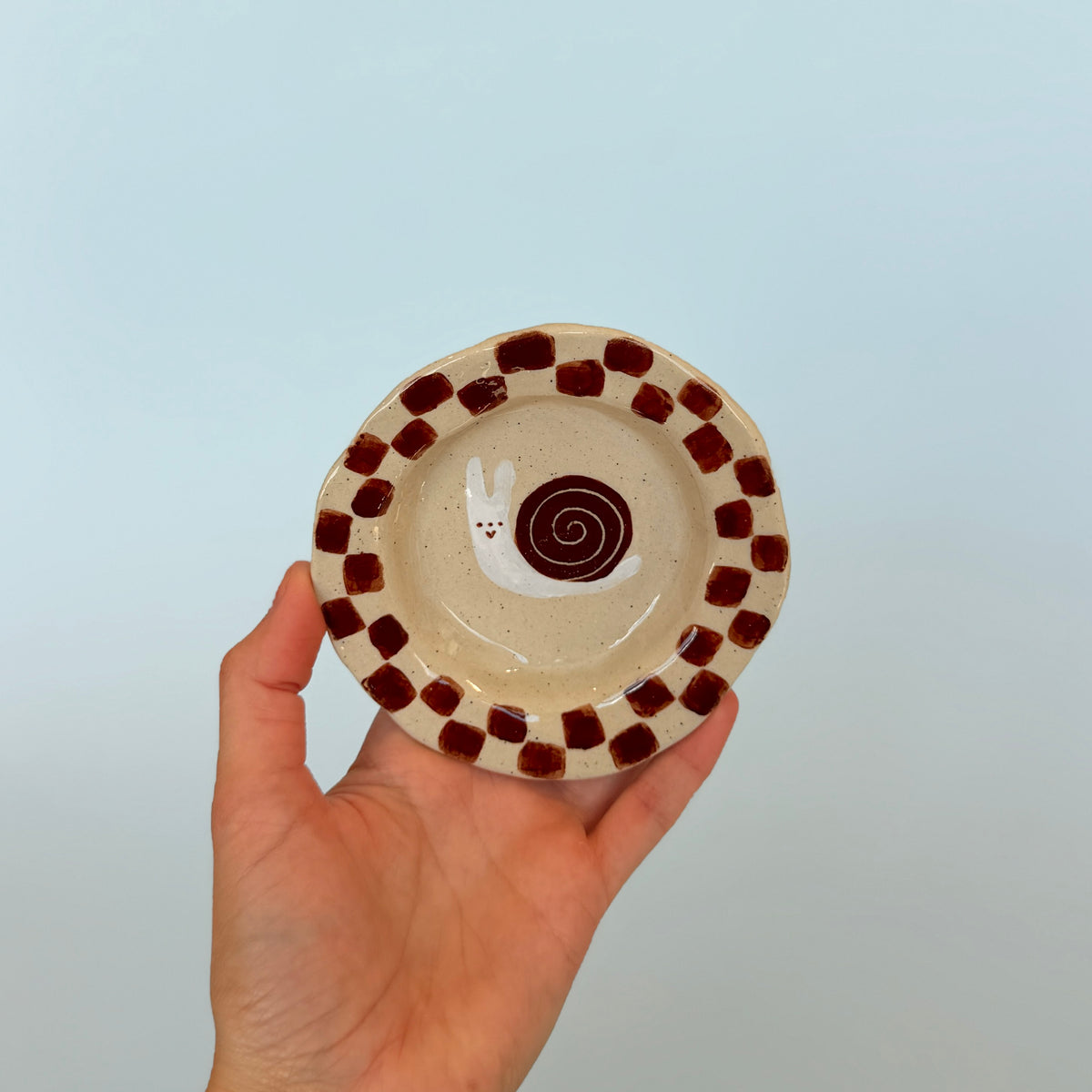 Checkerboard Snail Dish