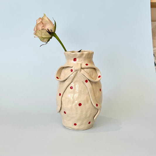 Romantic Bow Spotty Vase