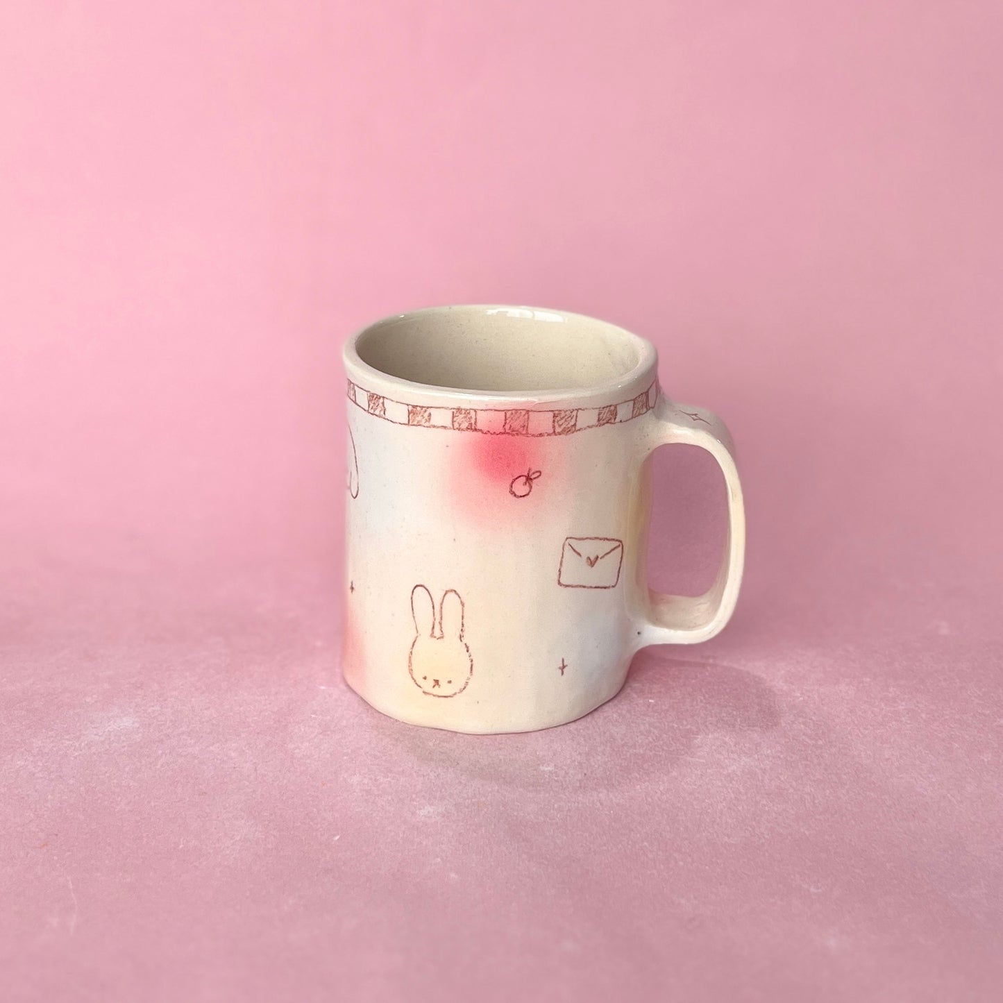 Checkerboard Bubblegum Scribble Medium Mug