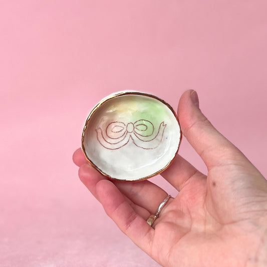 Bubblegum Bow Trinket Dish