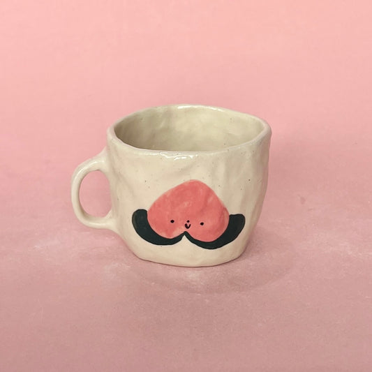 Peach Pinchy Mug