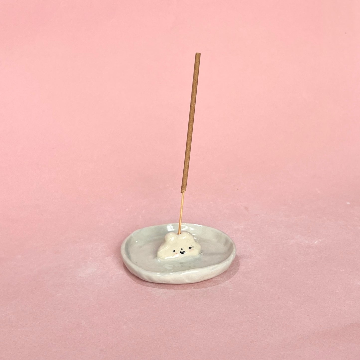 Cloud Round Incense Holder