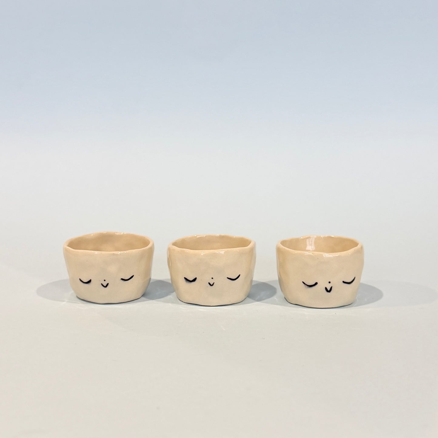 Little Face Mini Cups [Sample]