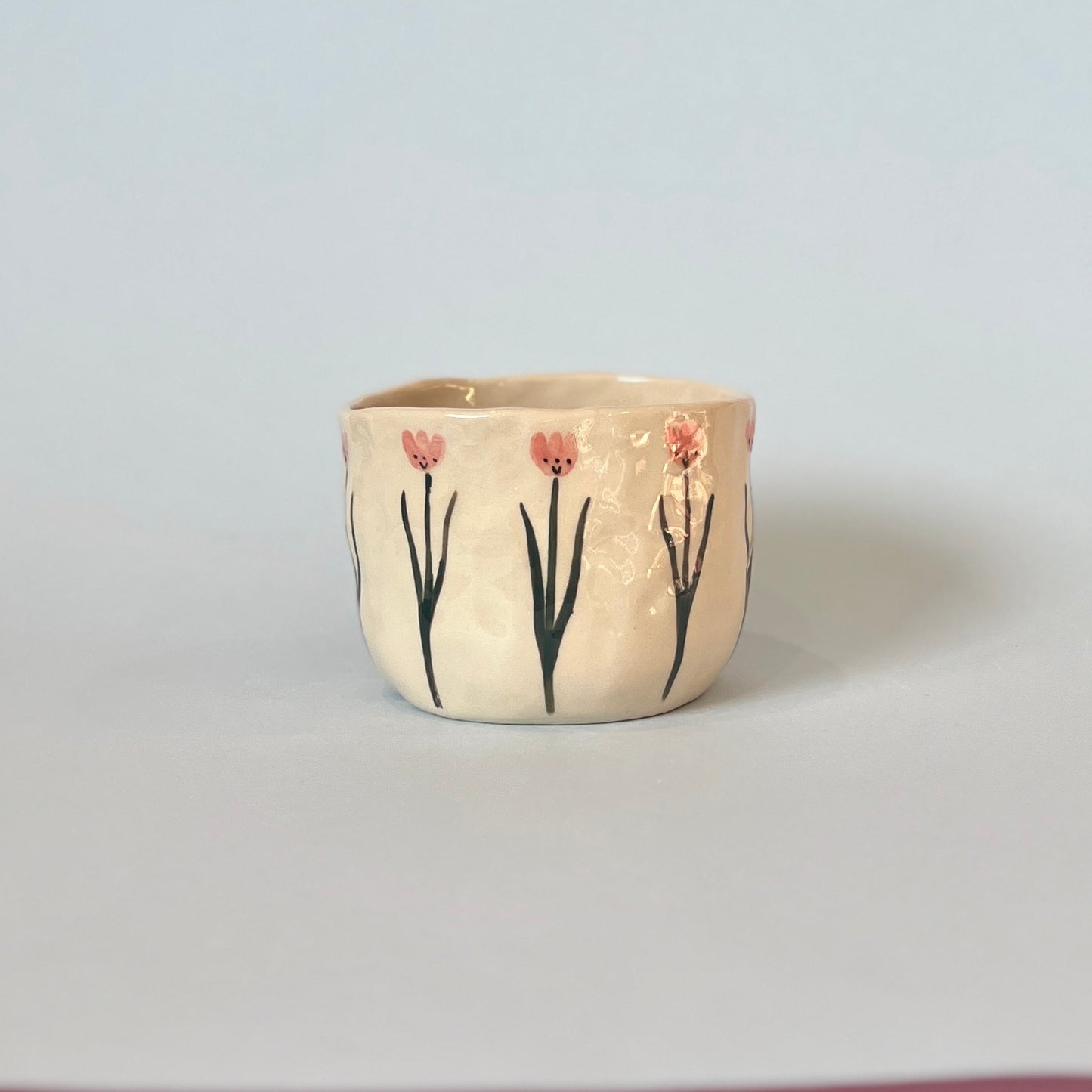 Tulip Pinchy Mug
