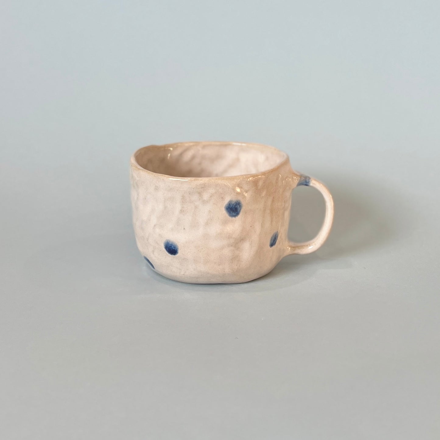 Pink and Navy Spotty Pinch Mug (SECONDS)