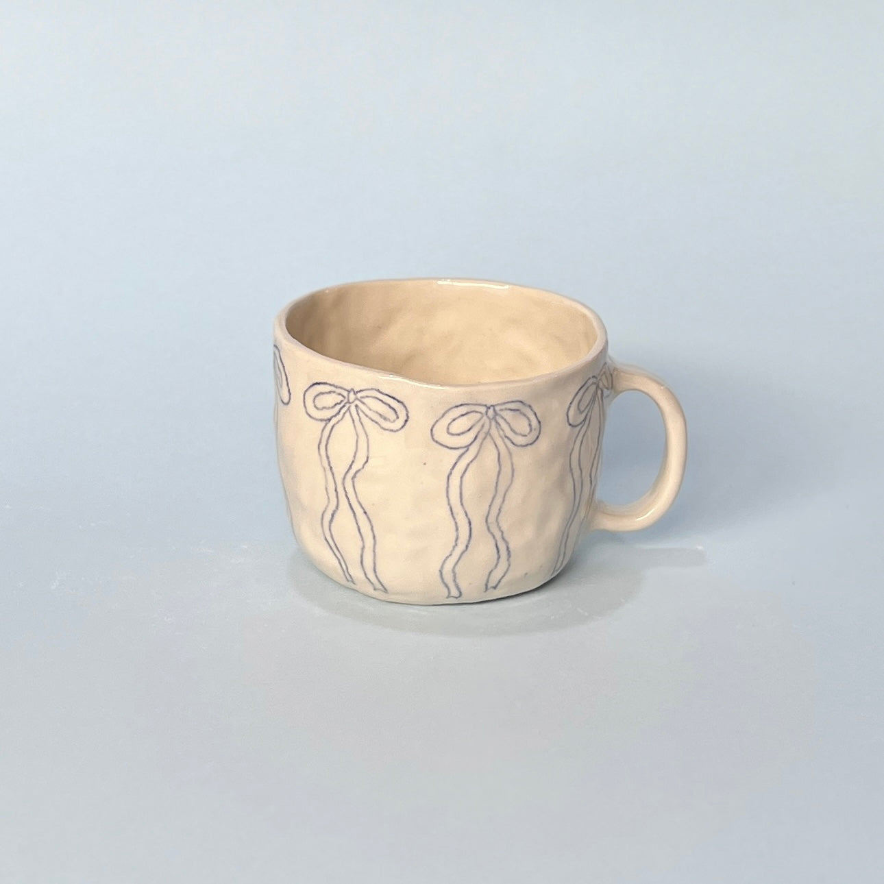 Ribbon Scribble Mug