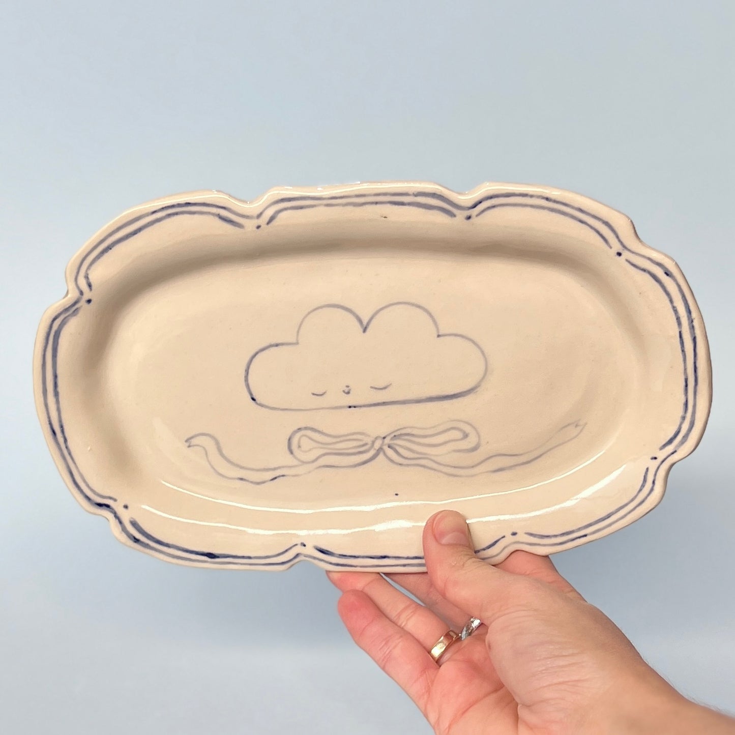 Cloud Vintage Plate