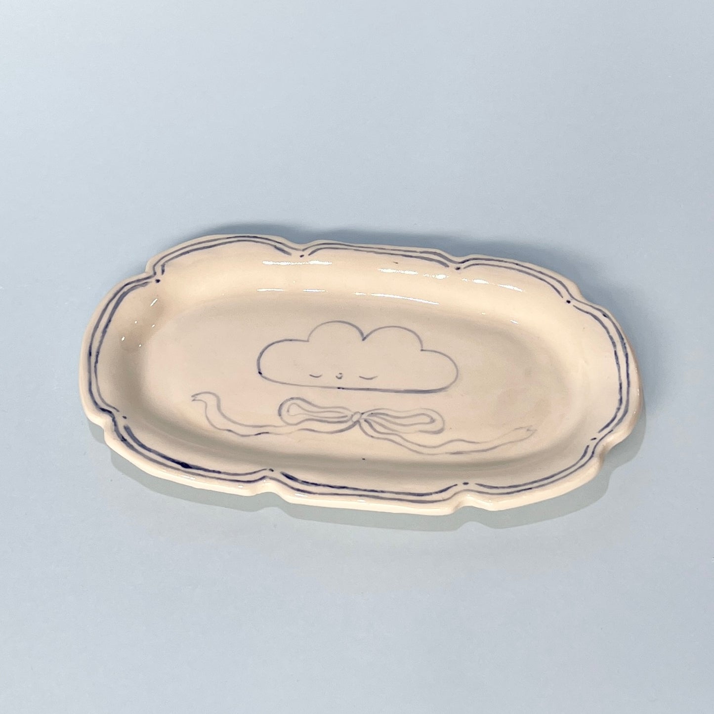 Cloud Vintage Plate