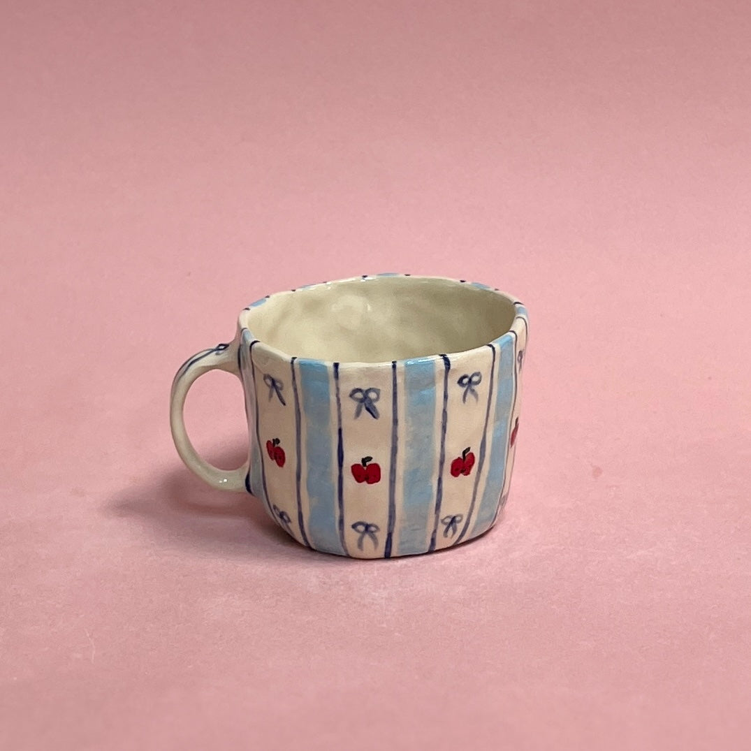 Apple Wallpaper Pinch Mug