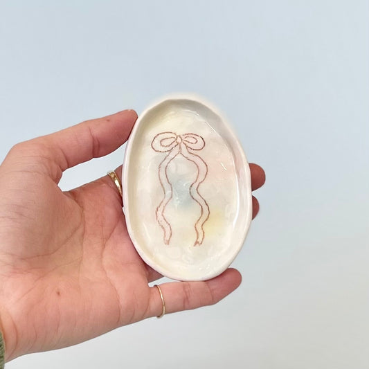 Bubblegum Bow Trinket Oval Dish