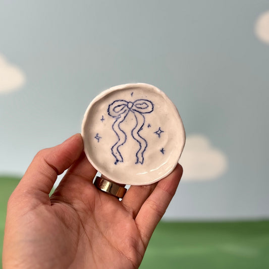 Scribble Bow Trinket Dish