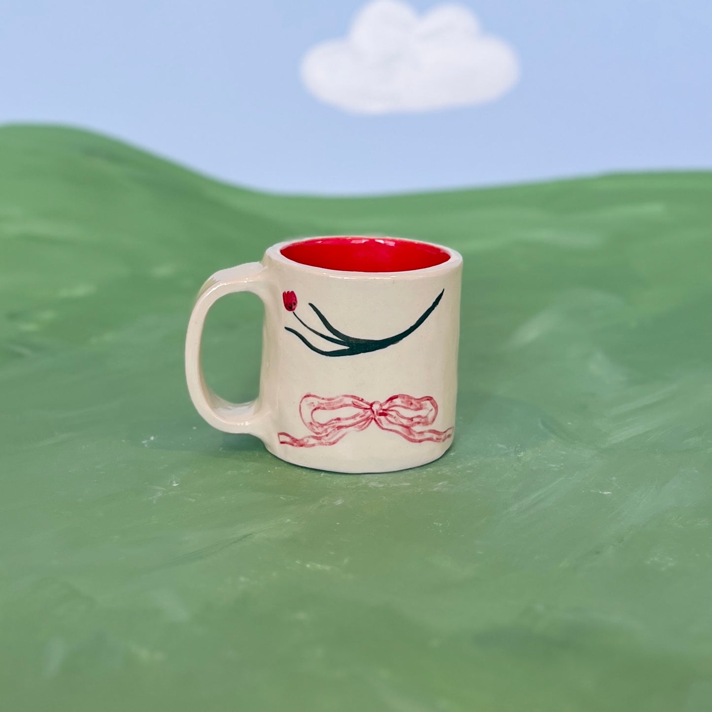 Tulip and Ribbon Short Mug